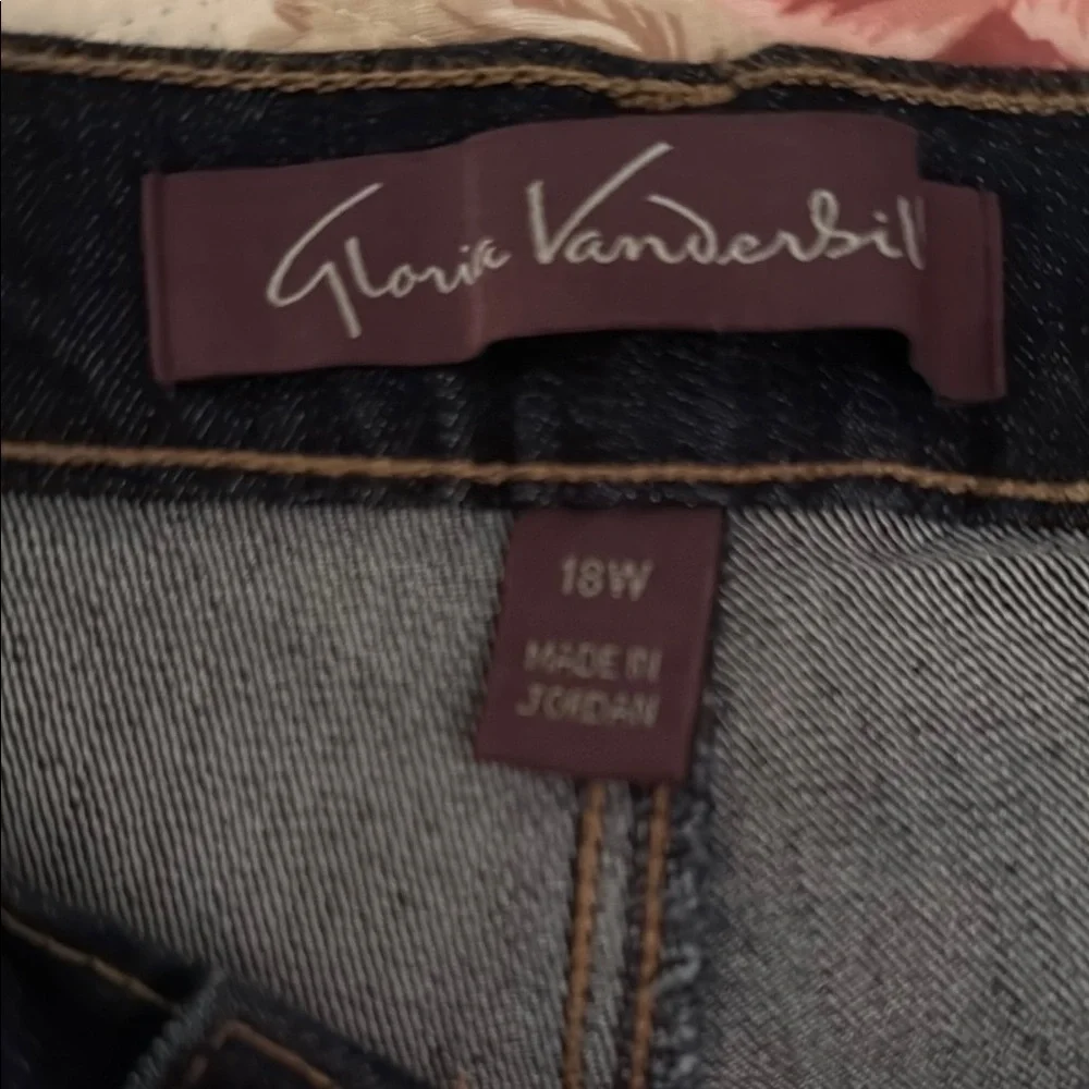Gloria Vanderbilt Blue Skinny Jeans with Contrast Stitching - Picture 3 of 5